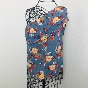 SOCIALITE Women' M Asymmetrical Top